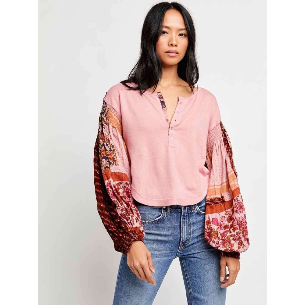 Free People Light Magic Henley Top Size XS‎ Pink Crop Boxy Balloon Sleeves Boho